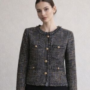L'Atiste Luxury Tweed 4 Gold Tone Buttons Blazer